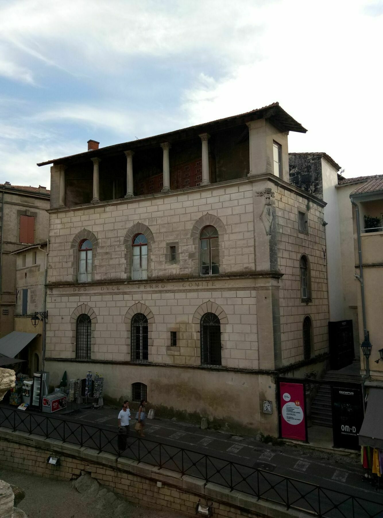 Palais De Luppe, Chambre D'Hotes Арл Екстериор снимка
